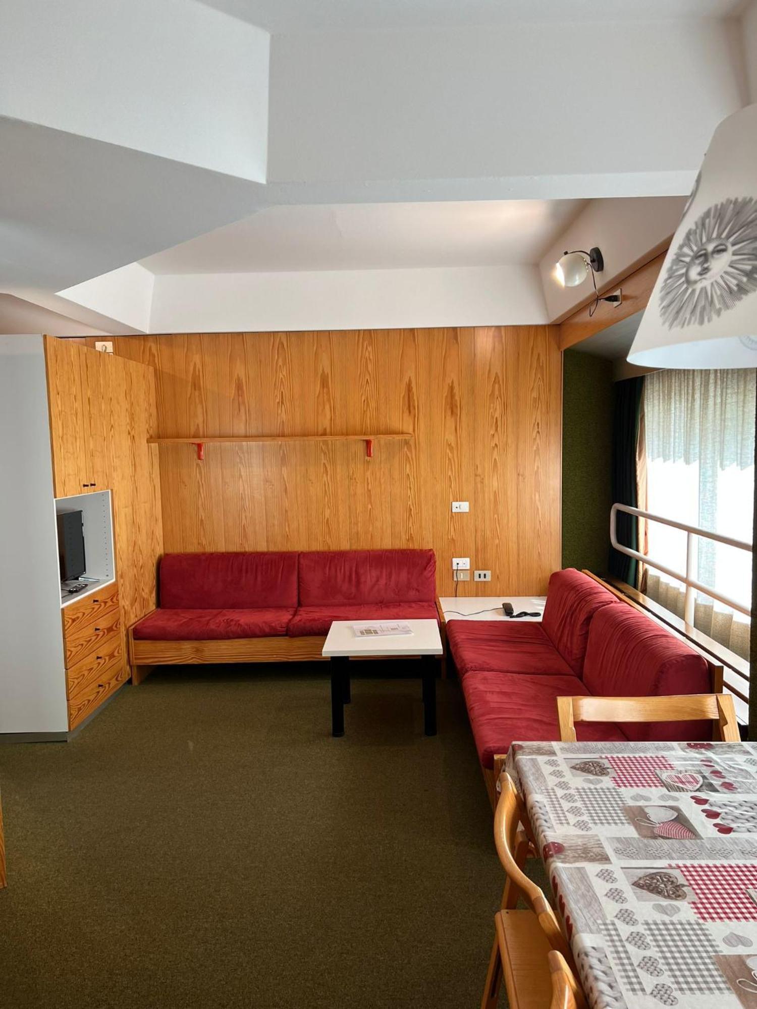 Residenza Albare Aparthotel Marilleva Exteriör bild